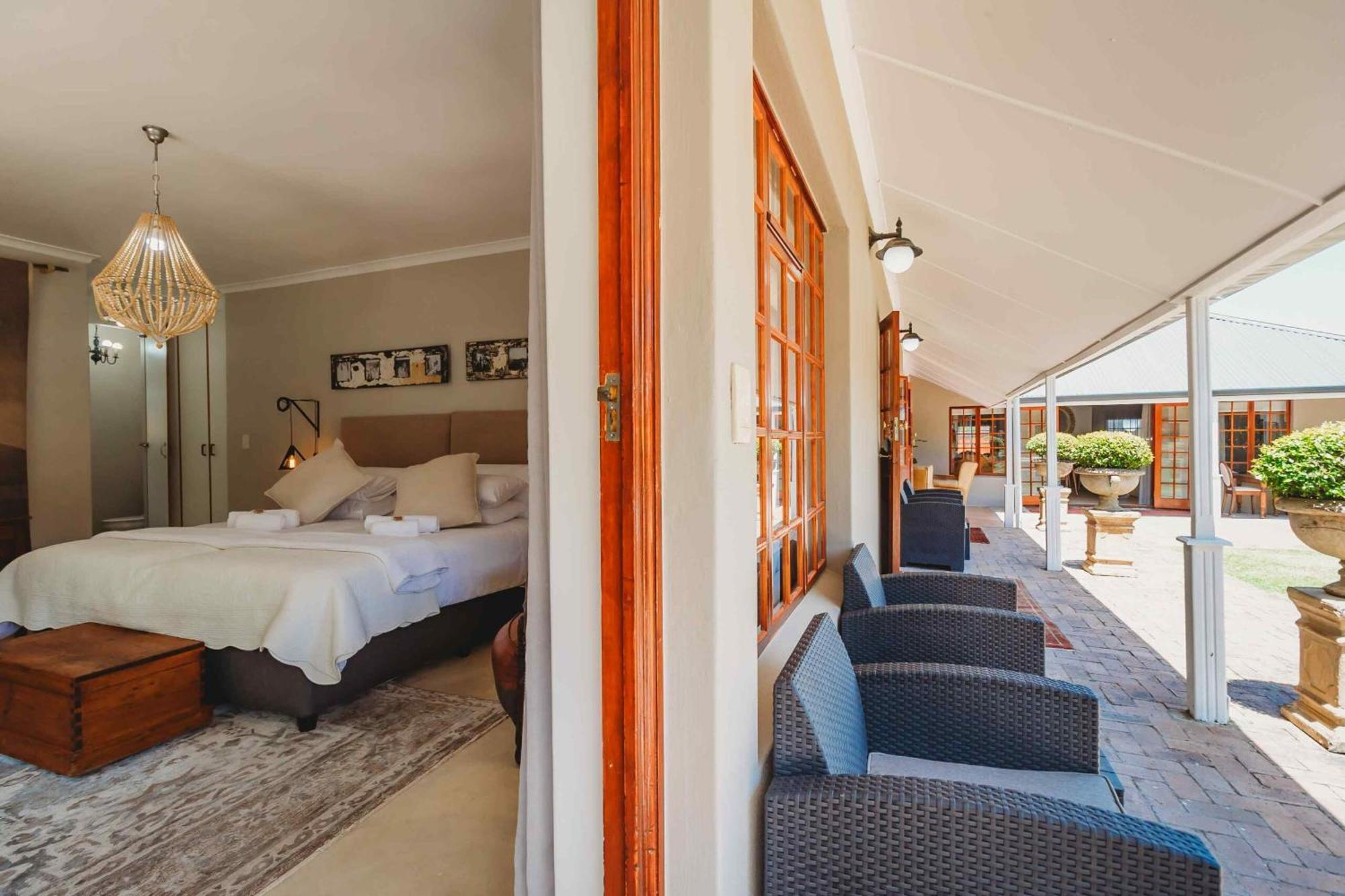 Atello Guesthouse จอร์จ ภายนอก รูปภาพ