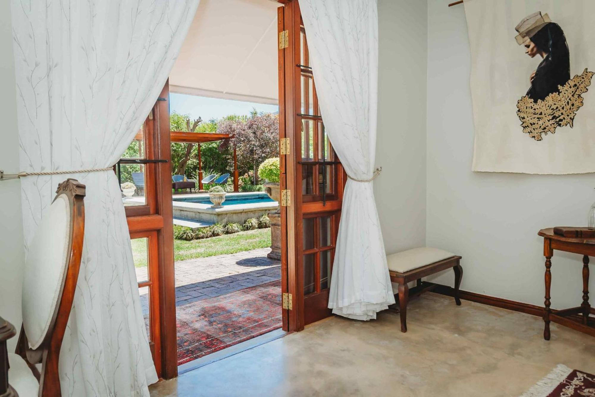 Atello Guesthouse จอร์จ ภายนอก รูปภาพ