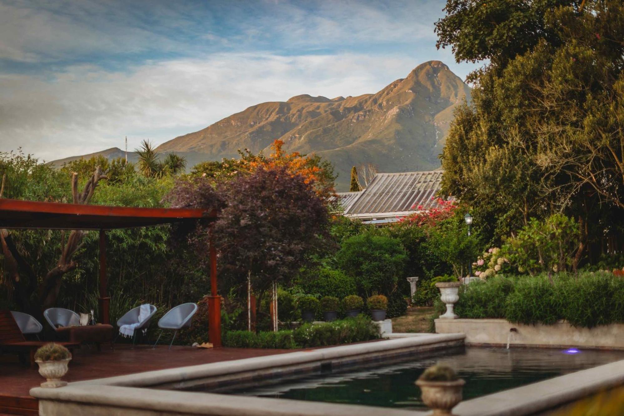 Atello Guesthouse จอร์จ ภายนอก รูปภาพ
